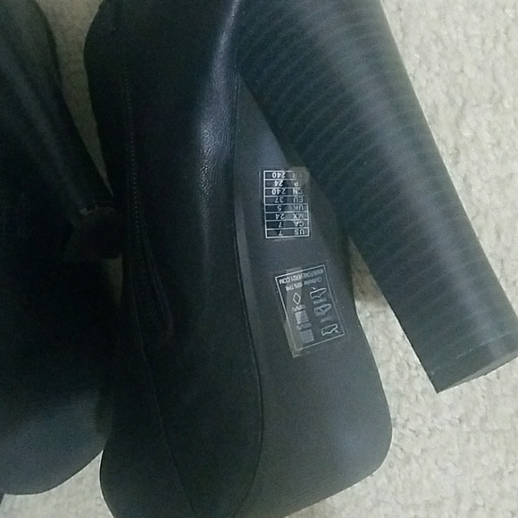 Forever 21 heeled bootie - Picture 5 of 8